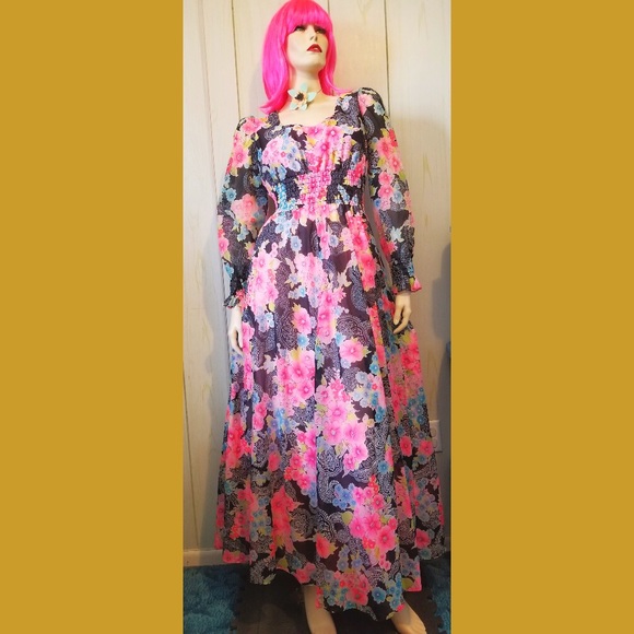 🌸VINTAGE DRESSES🌸 - Picture 14 of 16